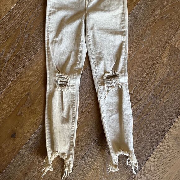 L’Agence High Line High Rise Skinny Jean in Biscuit - Picture 4 of 8